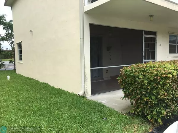 Dania Beach, FL 33314,5375 SW 40th ave  #105