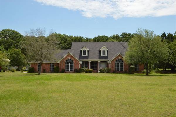 1890 Hollow Way Lane, Quinlan, TX 75474