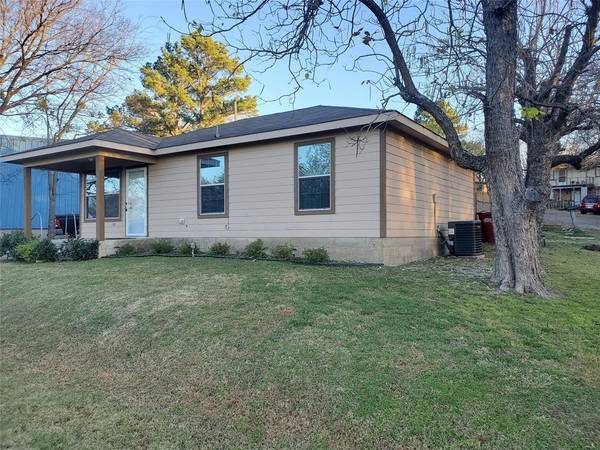 213 Kenny Drive, West Tawakoni, TX 75474