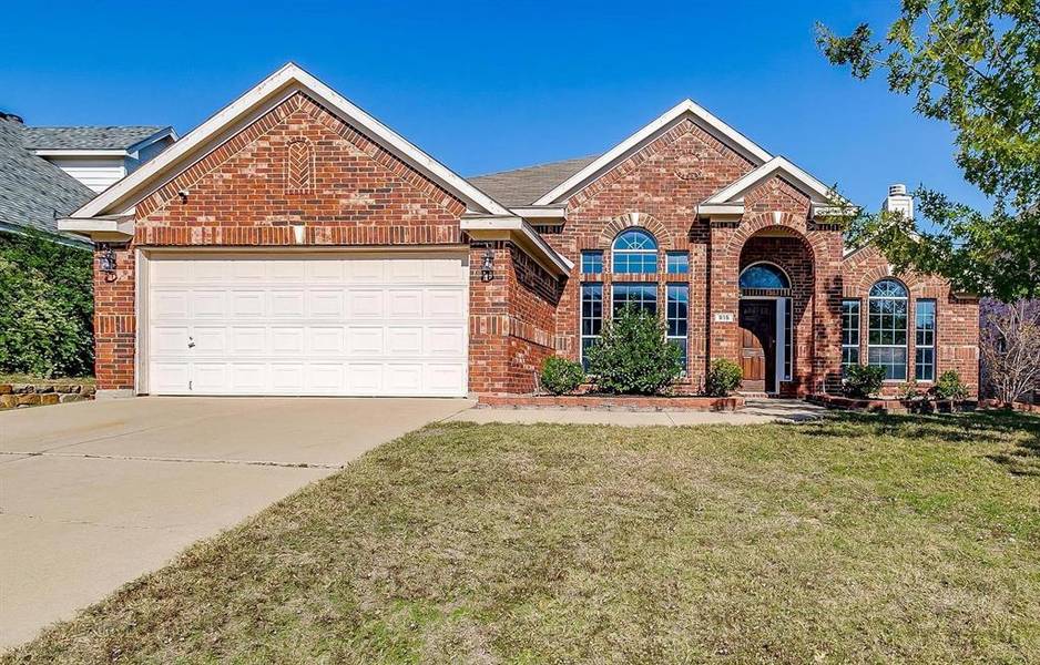 915 Peach Lane, Burleson, TX 76028