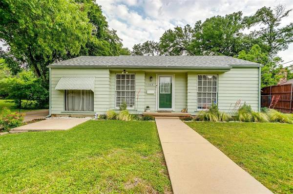 3720 Oaklawn Drive, Fort Worth, TX 76107