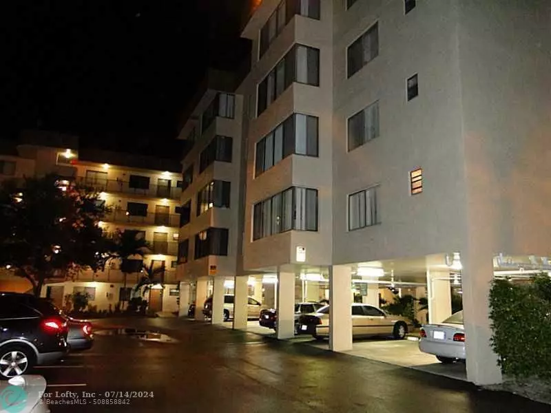 North Lauderdale, FL 33068,8000 Hampton Blvd  #301