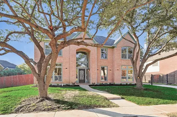 714 Creek Crossing Trail, Keller, TX 76248