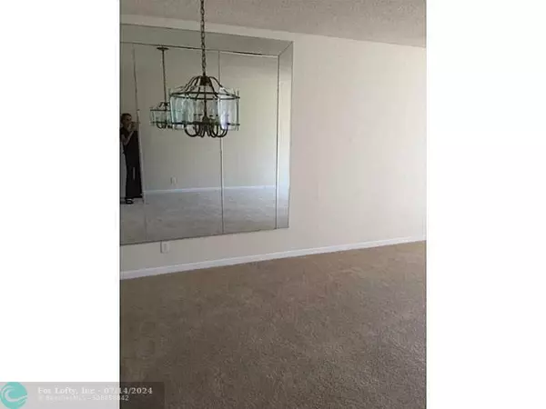 North Lauderdale, FL 33068,8000 Hampton Blvd  #301