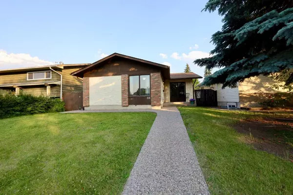 Calgary, AB T2X 1B4,115 Midcrest CRES SE