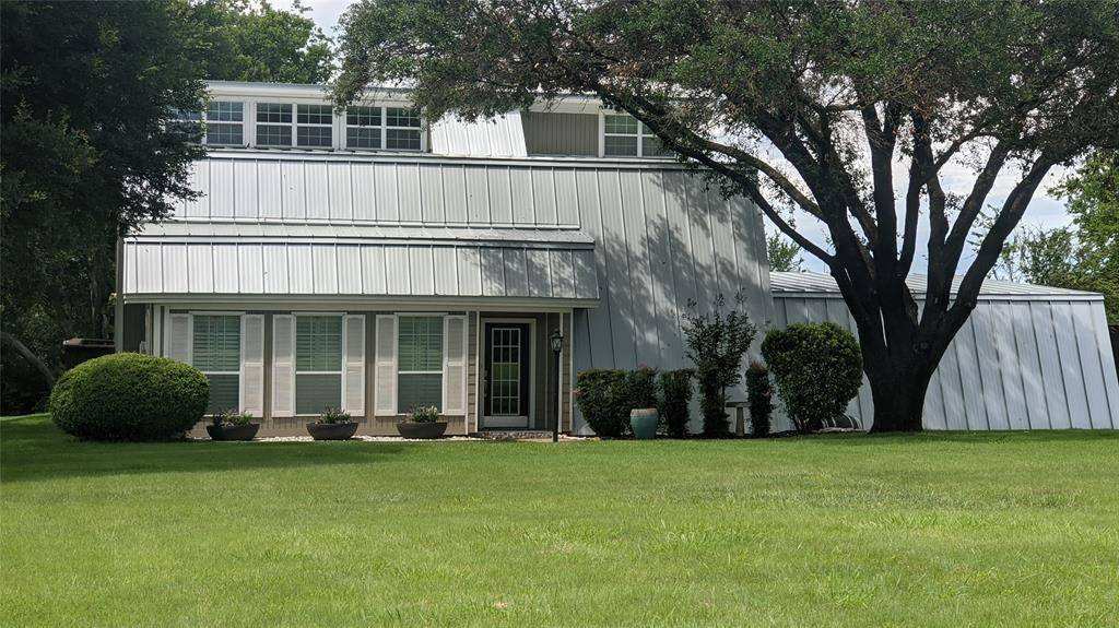 207 Solar Way, Denton, TX 76207