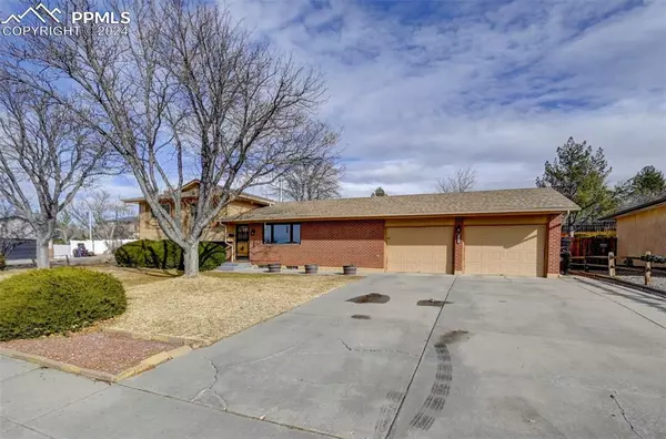 Pueblo, CO 81008,4038 Valley DR