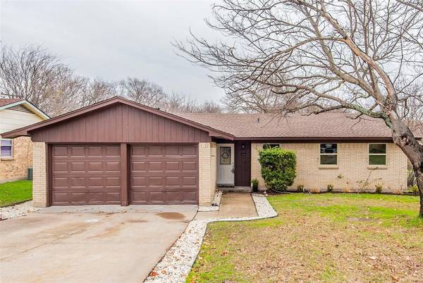 102 Crestridge Drive, Hutchins, TX 75141