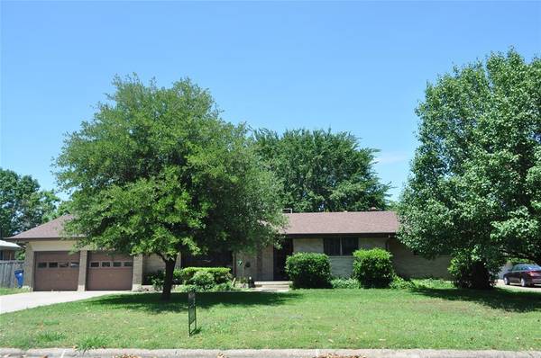 2308 Avondale Drive, Greenville, TX 75402