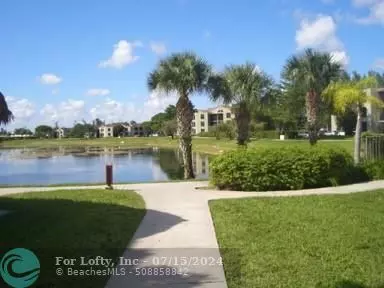 Oakland Park, FL 33309,210 Lake Pointe Dr  #201