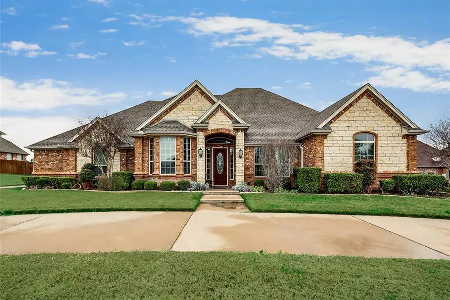 8241 Glenwick Drive, Midlothian, TX 75167