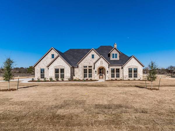 6040 Waggoner Way, Midlothian, TX 76065