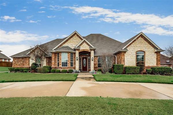 8241 Glenwick Drive, Midlothian, TX 75167