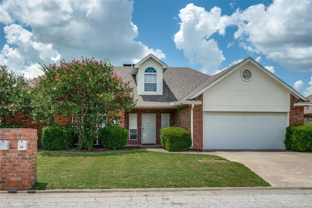 Pottsboro, TX 75076,134 Country View Circle