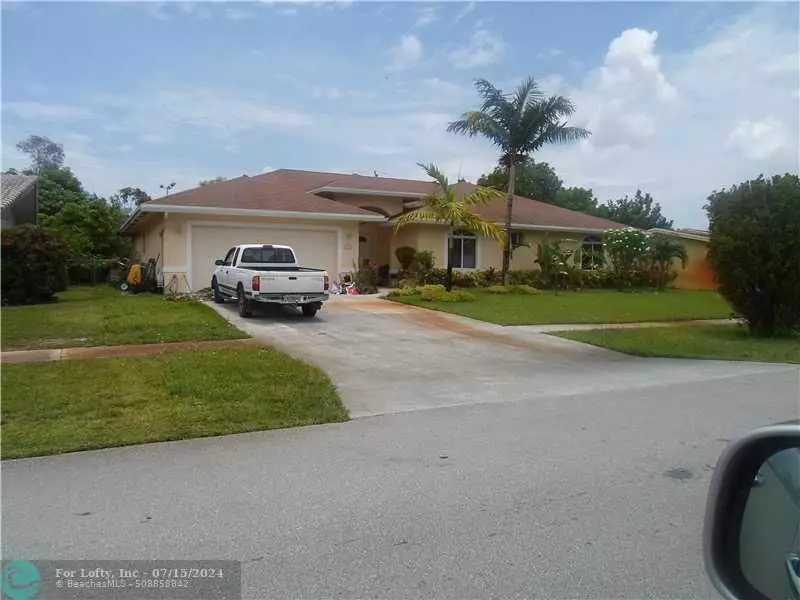 4721 NW 8TH DR, Plantation, FL 33317