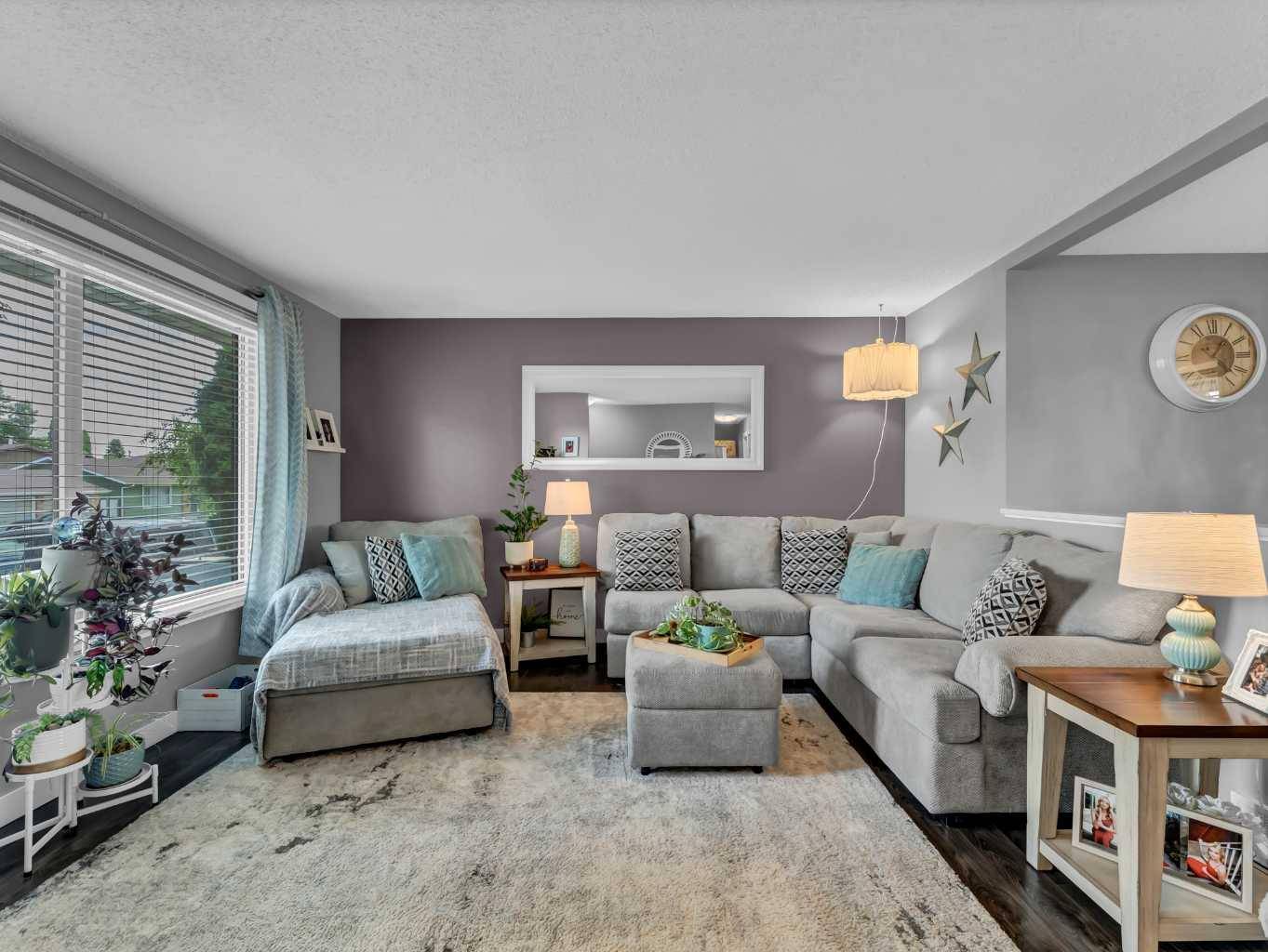 Medicine Hat, AB T1C1J7,2190 Hawke CRES NE
