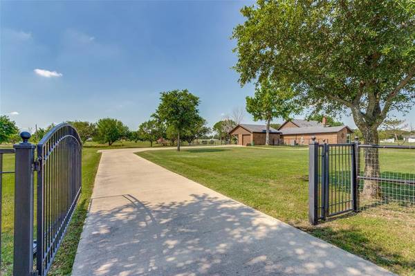 Haslet, TX 76052,212 Bayne Road