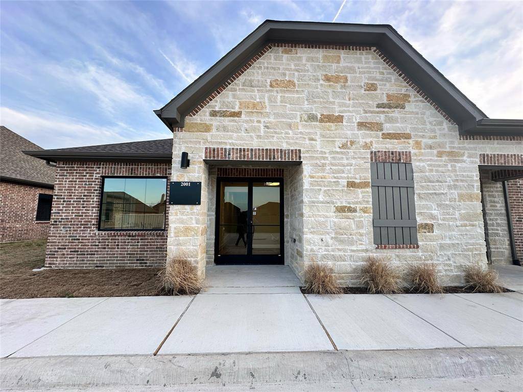 Little Elm, TX 75068,2601 LITTLE ELM PKWY Parkway #2001