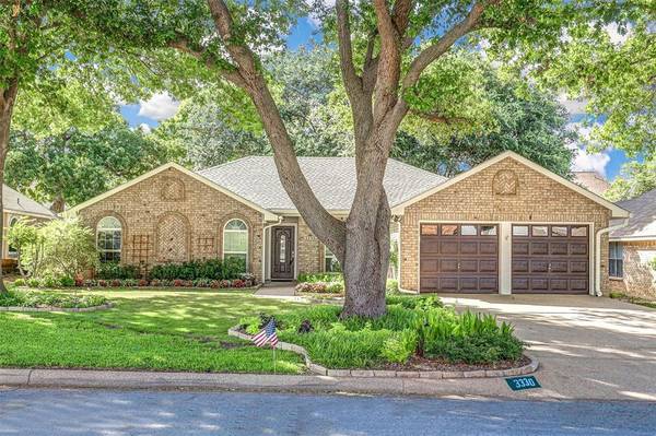 3330 Summerfield Drive, Grapevine, TX 76051