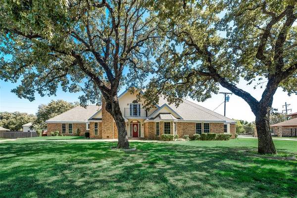 2724 N Hill, Keene, TX 76031