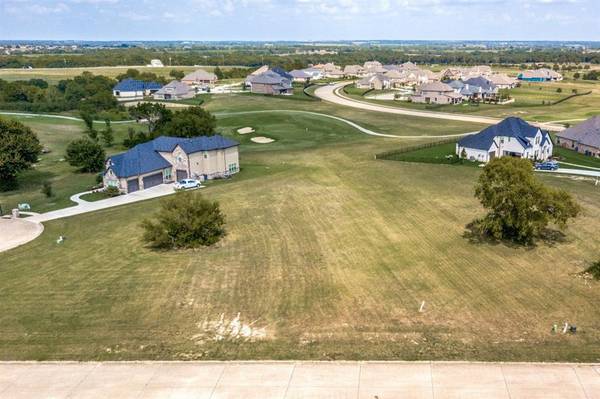 1918 RUNNING DEER Lane, Gunter, TX 75058