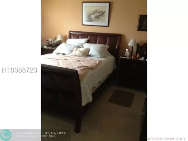 Sunrise, FL 33322,8510 Sunrise Lakes Blvd  #304