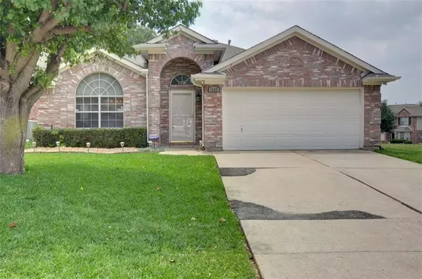 1117 Belmont Drive, Grand Prairie, TX 75052