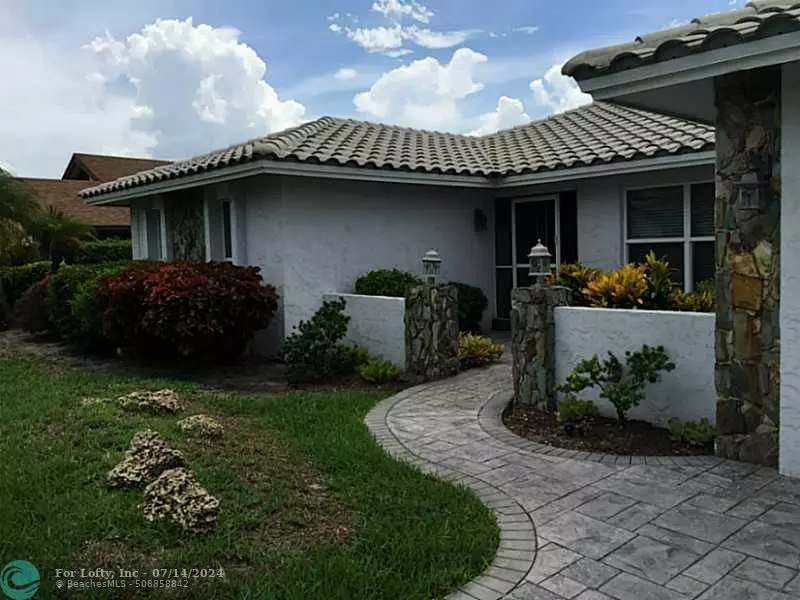 1061 NW 94TH TER, Plantation, FL 33322