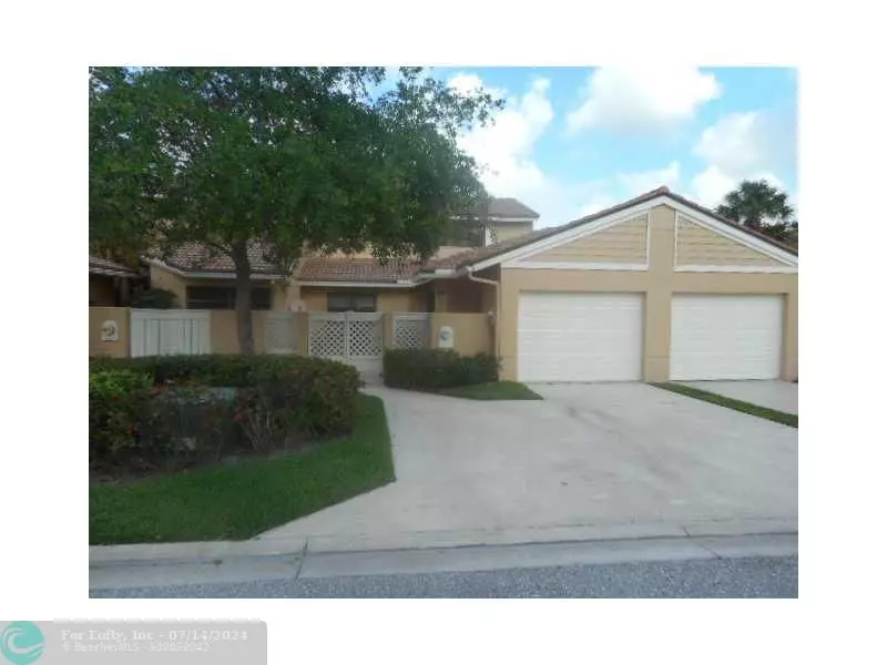 Palm Beach Gardens, FL 33418,441 Prestwick Ln  #441