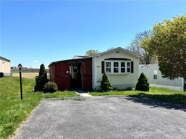 5818 Monroe, Washington Twp, PA 18080