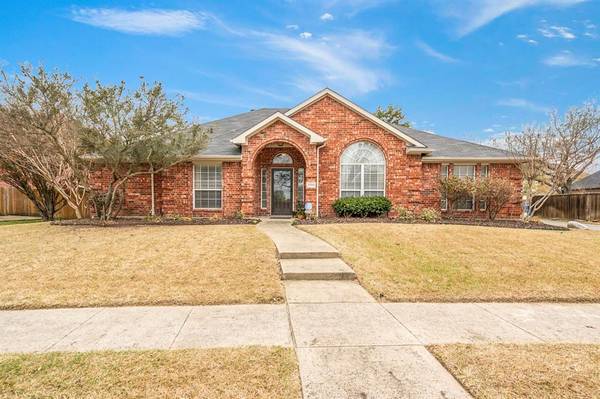 2709 Sassafrass Way, Rowlett, TX 75088