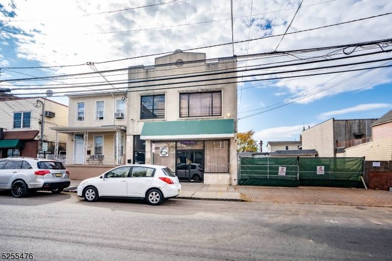 804 Second Ave, Elizabeth City, NJ 07202