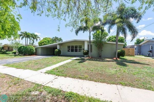 Plantation, FL 33317,886 E Acre Dr