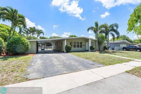 Plantation, FL 33317,886 E Acre Dr