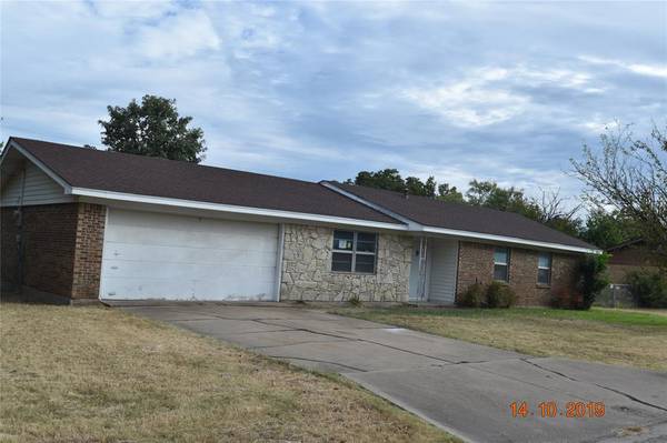 1703 SE 11th Street, Mineral Wells, TX 76067