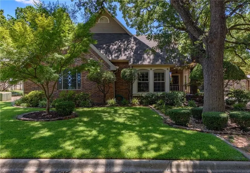 1925 Highland Park Circle, Denton, TX 76205