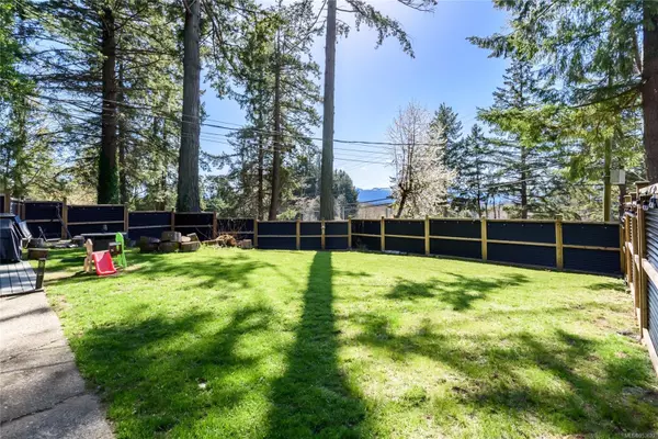 Courtenay, BC V9N 5Y7,4718 Island Hwy N