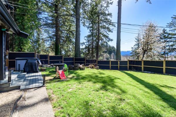 Courtenay, BC V9N 5Y7,4718 Island Hwy N