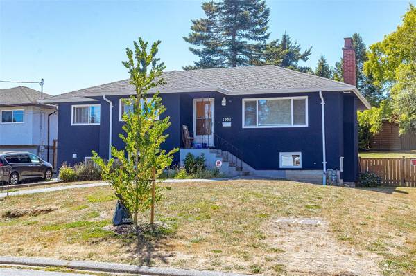 Esquimalt, BC V9A 4J2,1007 Gosper Cres