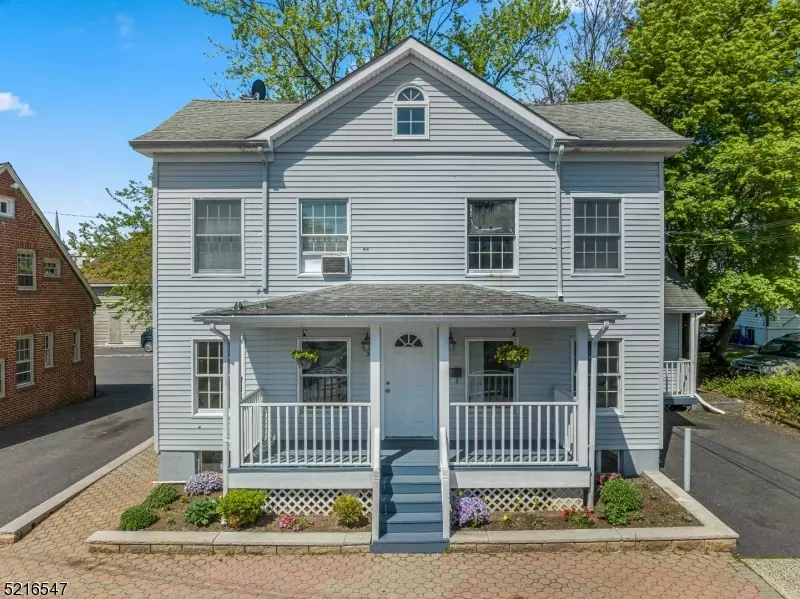 33 Maple St, Somerville Boro, NJ 08876