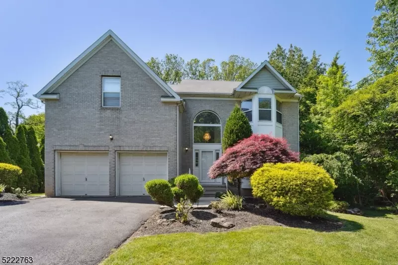 18 Tower Rd, Edison Twp., NJ 08820