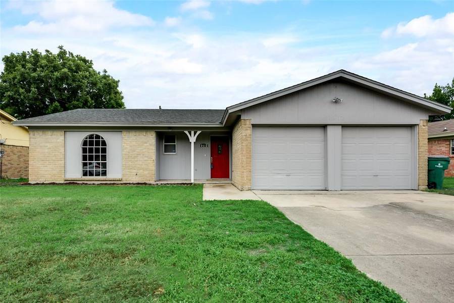 6412 Macarthur Drive, Watauga, TX 76148