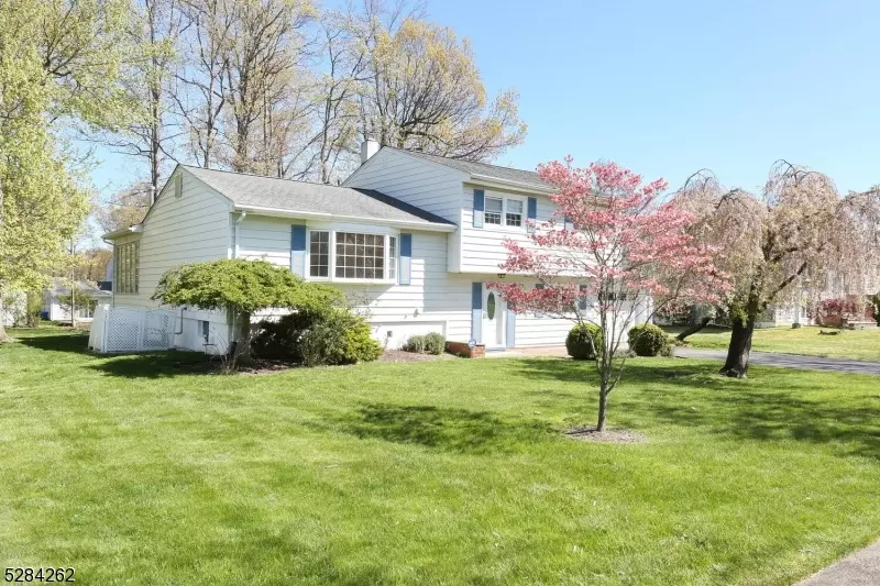 49 Furman Dr, Wayne Twp., NJ 07470