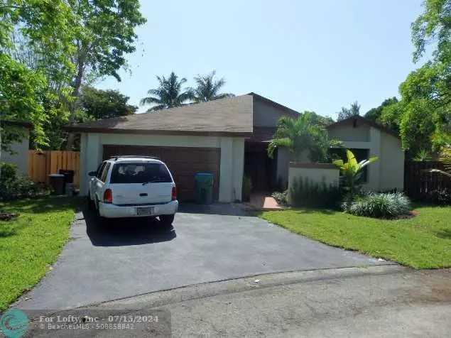 5305 SW 153 PL, Miami, FL 33185