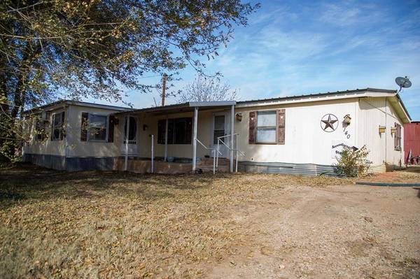 140 Offield Road, Albany, TX 76430