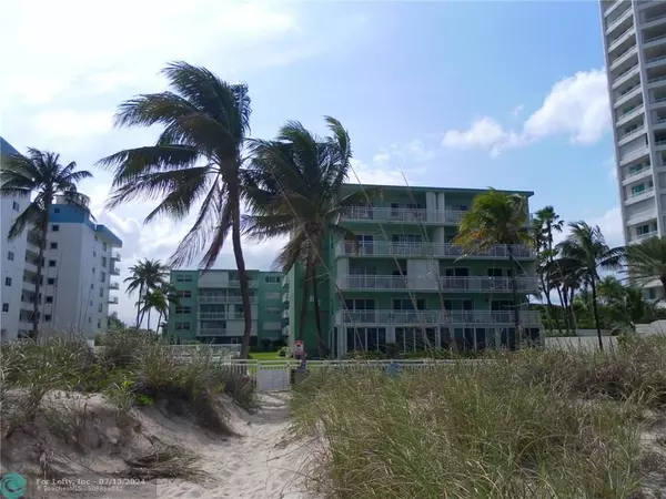 Lauderdale By The Sea, FL 33062,1750 S Ocean Blvd  #101E