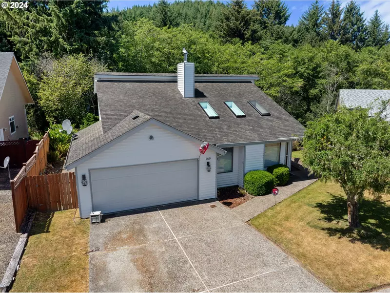 165 WESTWOOD CT, Reedsport, OR 97467