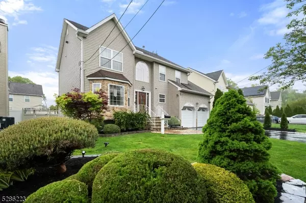 35 N Grant Ave, Woodbridge Twp., NJ 07067