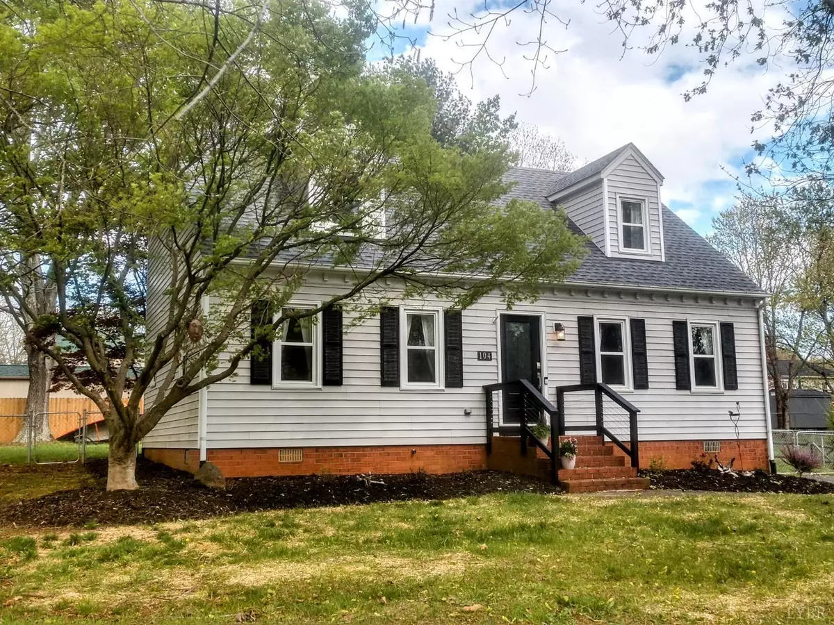 Forest, VA 24551,104 White Cypress DR