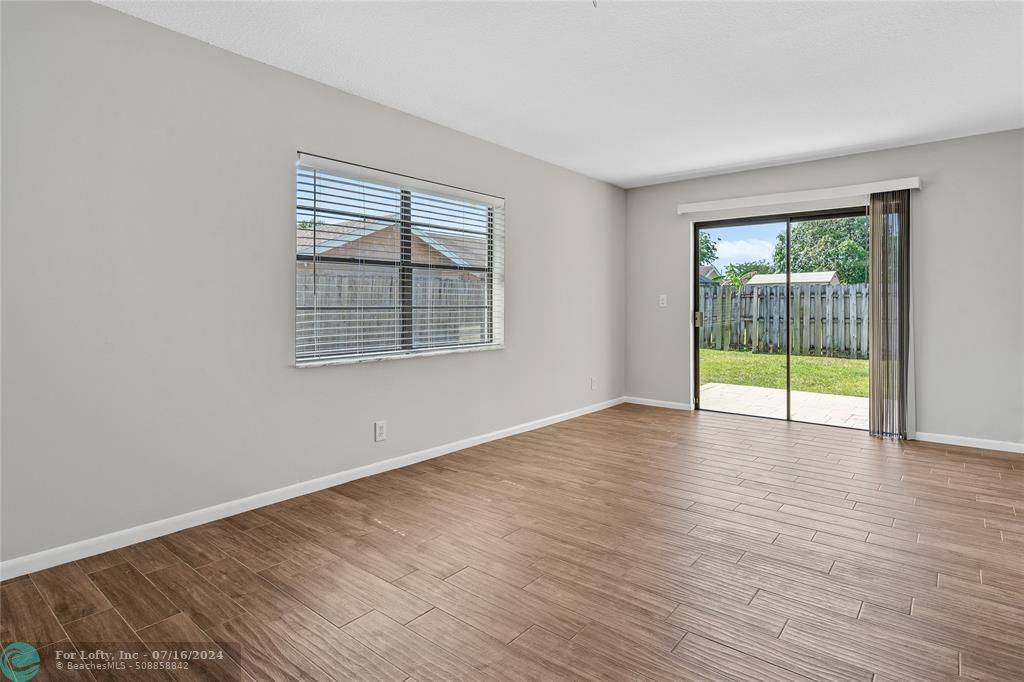 North Lauderdale, FL 33068,[StreetName,UnitNumber,StreetNumber,StreetDirPrefix]